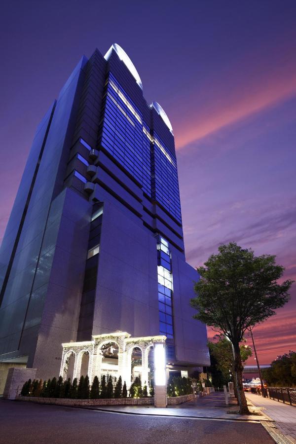 Nakanoshima Plaza Hotell Osaka Exteriör bild